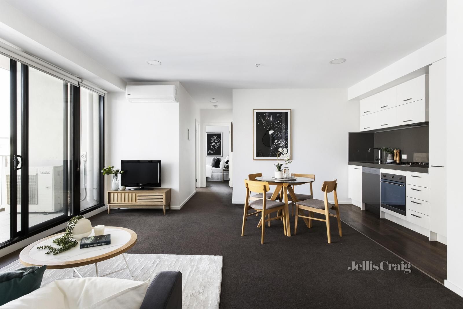 2 bedrooms Apartment / Unit / Flat in 207/72 Gadd Street NORTHCOTE VIC, 3070