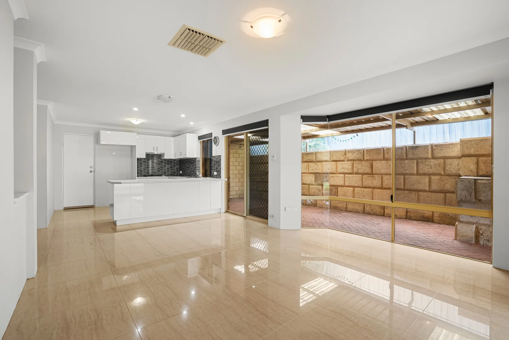 Additional image 7 of 16 Brignell Gardens, Parmelia WA 6167