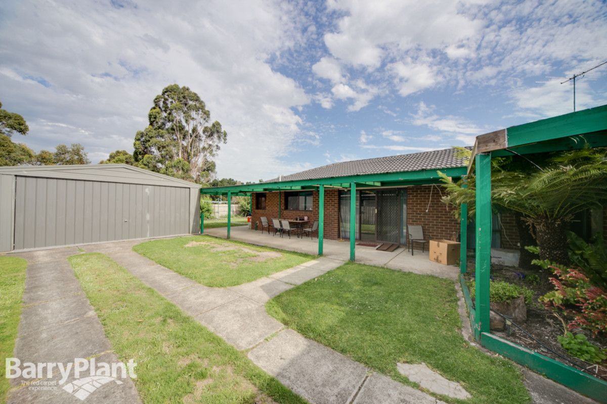 10 Pommel Street, Pakenham VIC 3810, Image 1