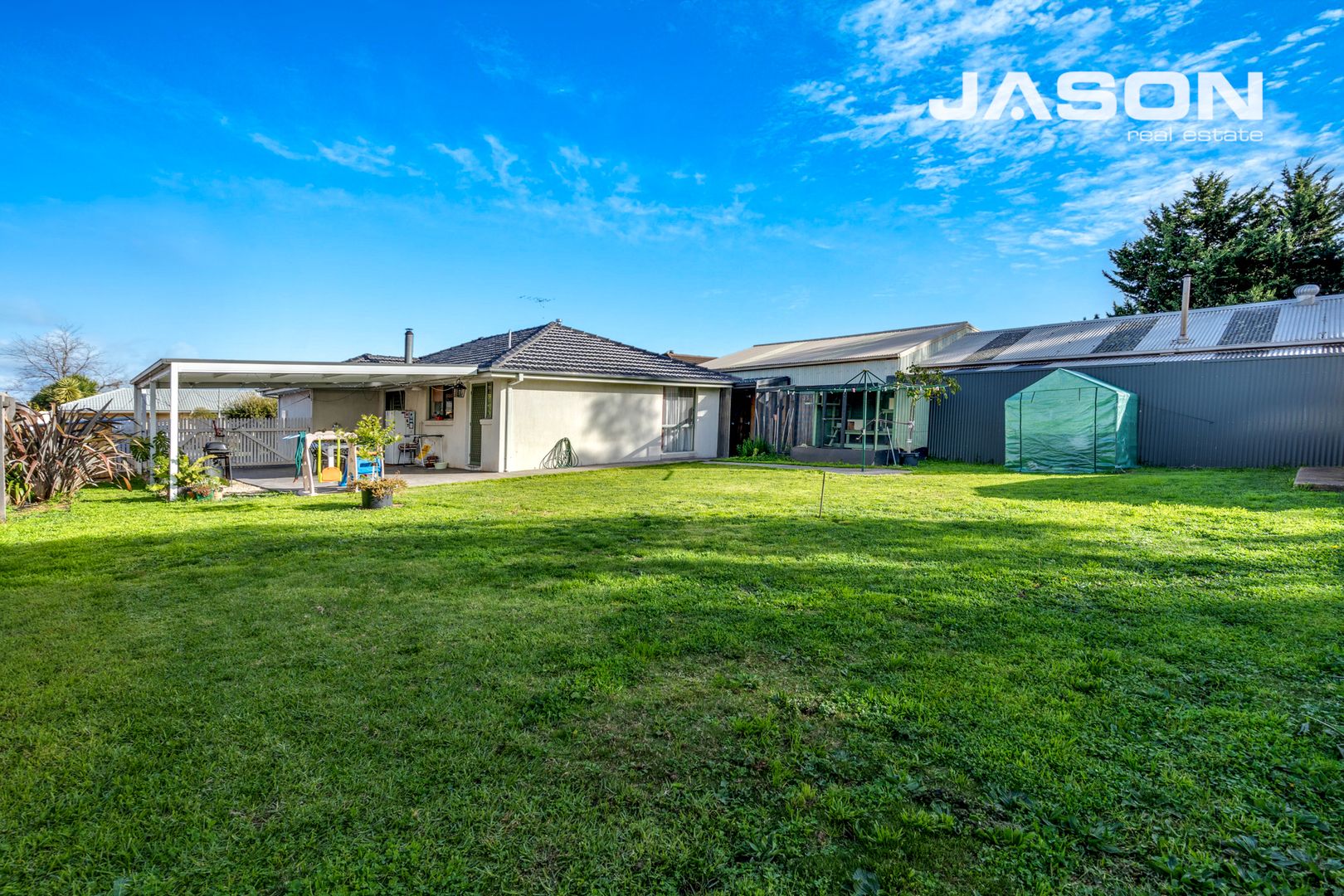 12 Leslie Court, Hillside VIC 3037, Image 2