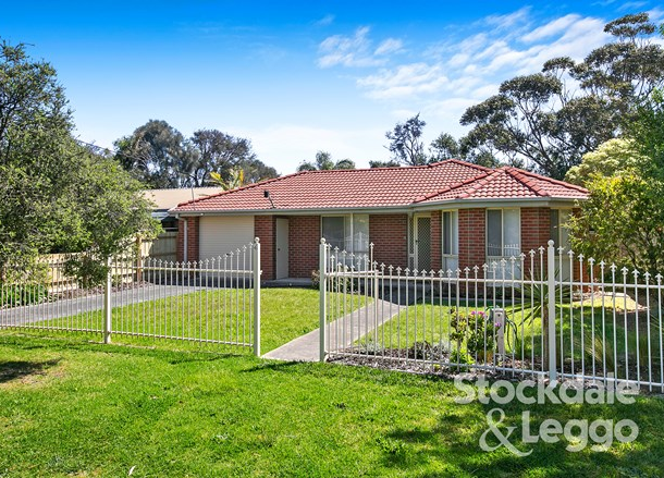 4 Devon Avenue, Blairgowrie VIC 3942