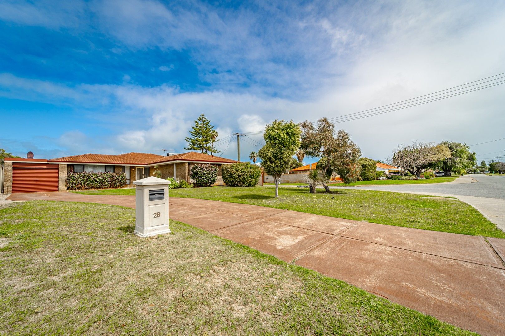 28 Kurrajong Road, Safety Bay WA 6169, Image 0