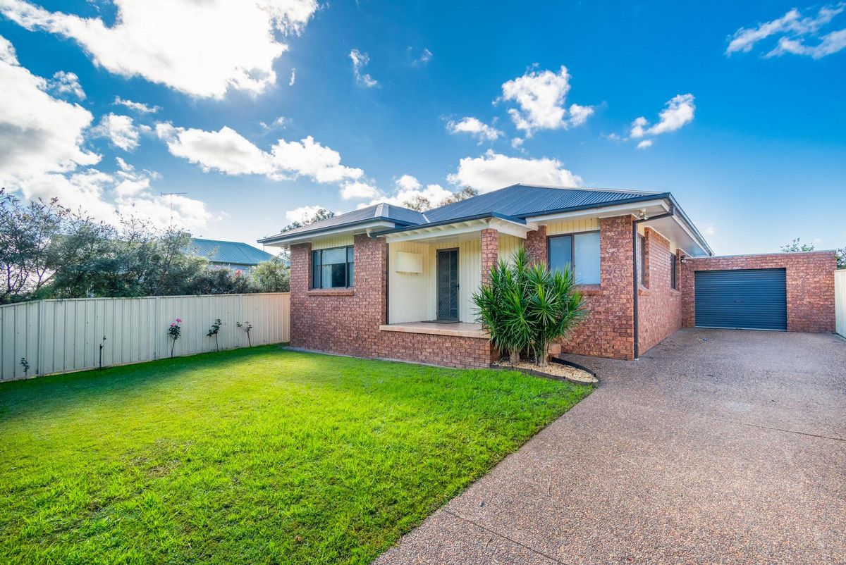 3 bedrooms House in 44 Desmond Street CESSNOCK NSW, 2325