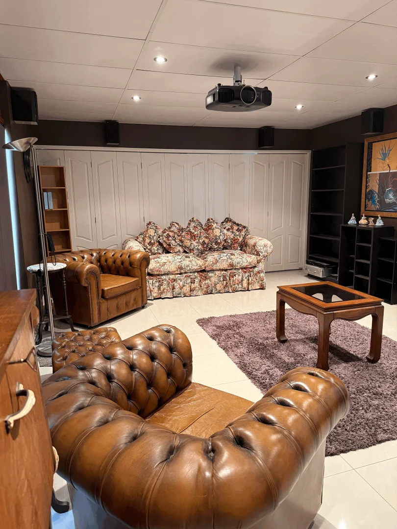 Additional image 10 of 86 Commodore Drive, Surfers Paradise QLD 4217