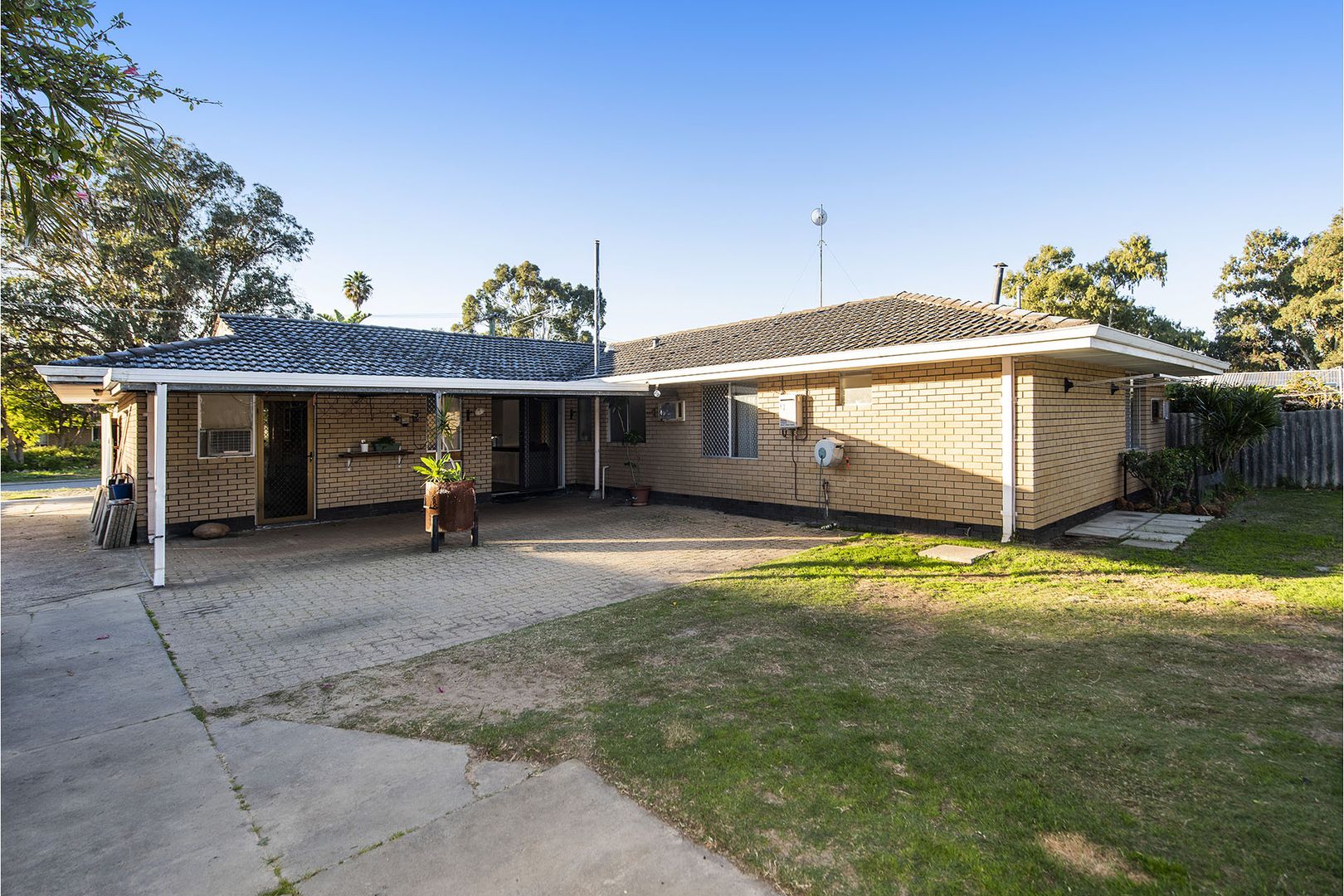 11 Risby Street, Gosnells WA 6110, Image 2