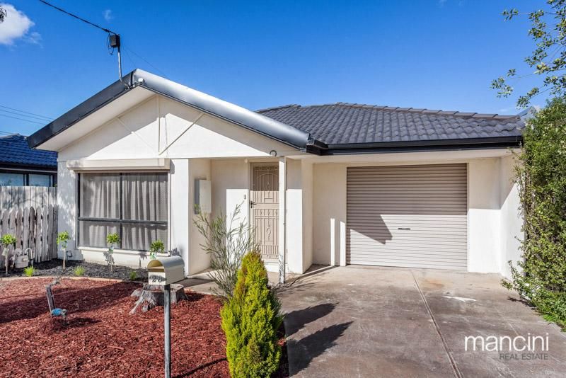 28 McNamara Road, LAVERTON VIC 3028, Image 0