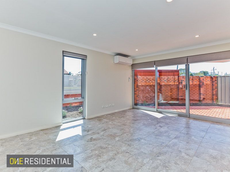 Unit 16/72 West Churchill Avenue, Munster WA 6166, Image 2