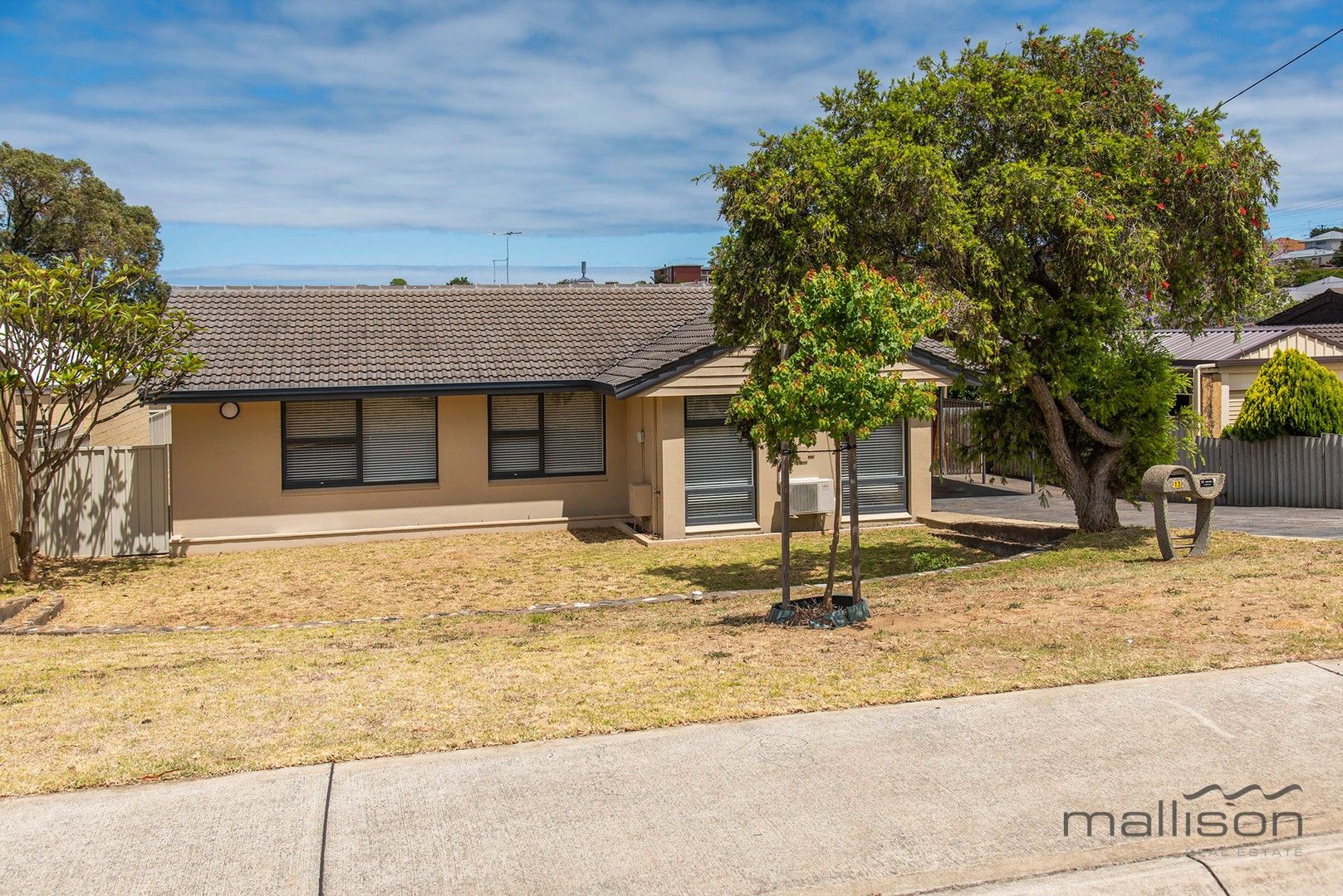 3 bedrooms House in 13 Gerald Street SPEARWOOD WA, 6163