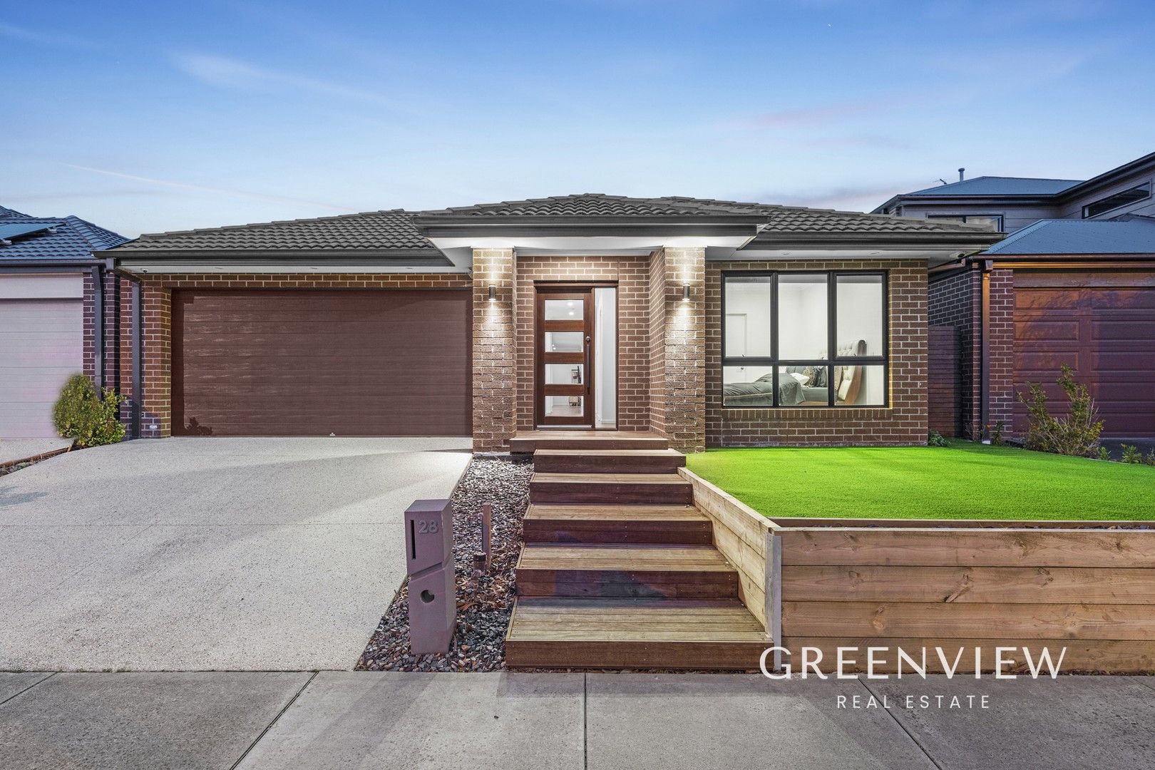 28 Wheelers Park Drive, Cranbourne North VIC 3977, Image 0