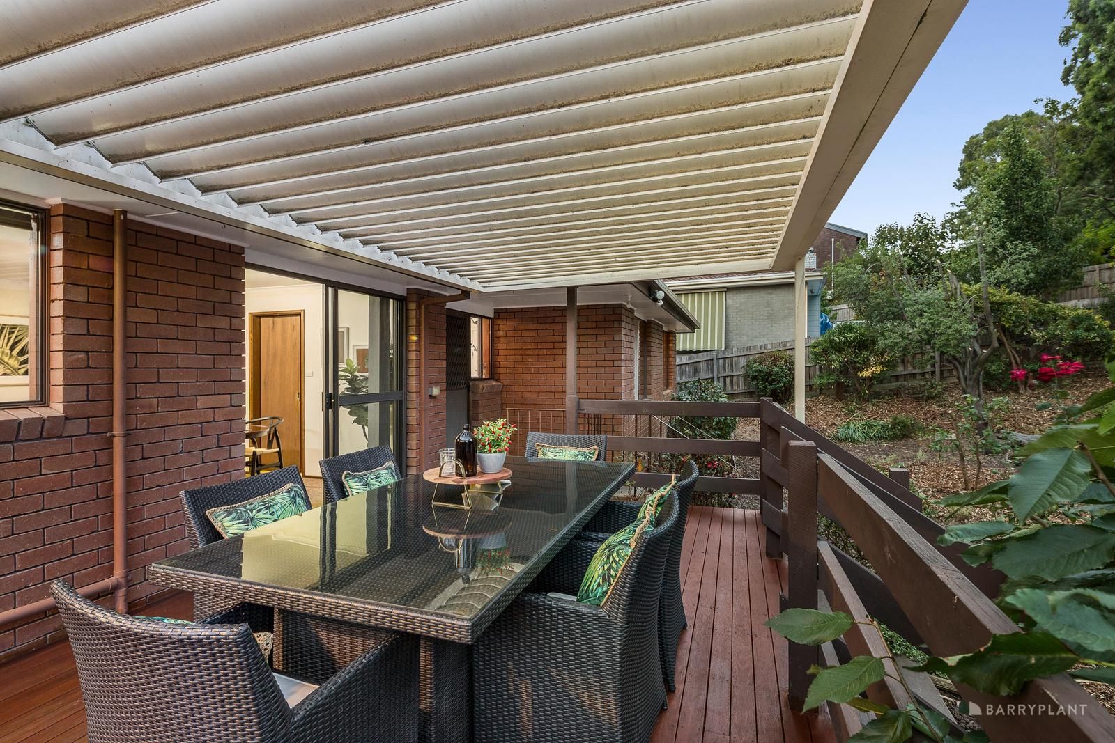 208 St Helena Road, Greensborough VIC 3088, Image 2