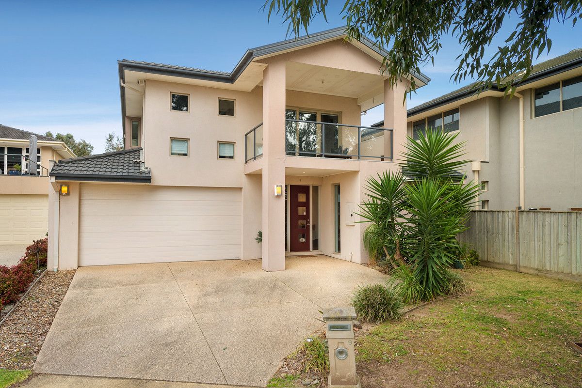 9 Mashie Terrace, Sandhurst VIC 3977, Image 0