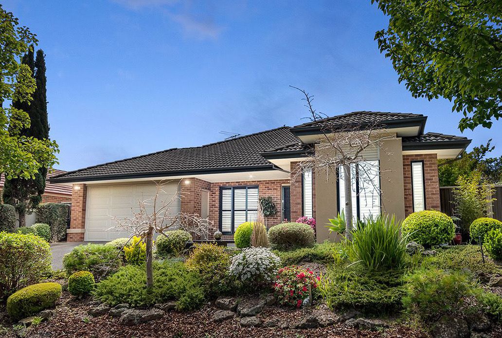 4 bedrooms House in 14 Murchison Link PAKENHAM VIC, 3810
