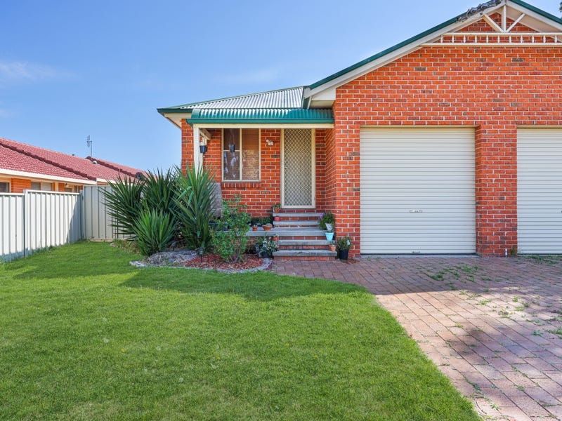 1/8 Curlew Crescent, Tamworth NSW 2340, Image 0