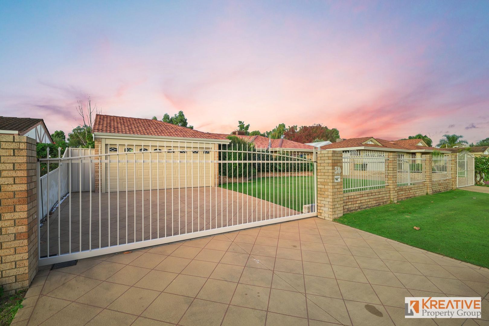 30 Merrifield Circle, Leeming WA 6149, Image 1