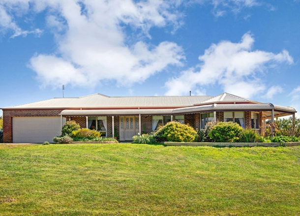 6 Roditis Avenue, Broadford VIC 3658