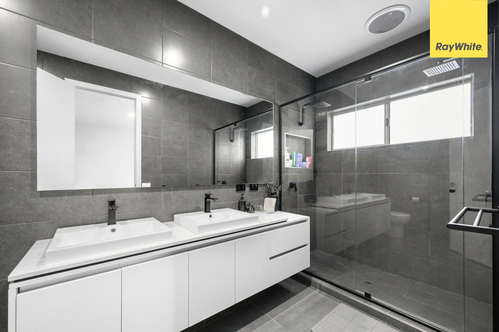 Additional image 4 of 14 Roy Street, Thornhill Park VIC 3335