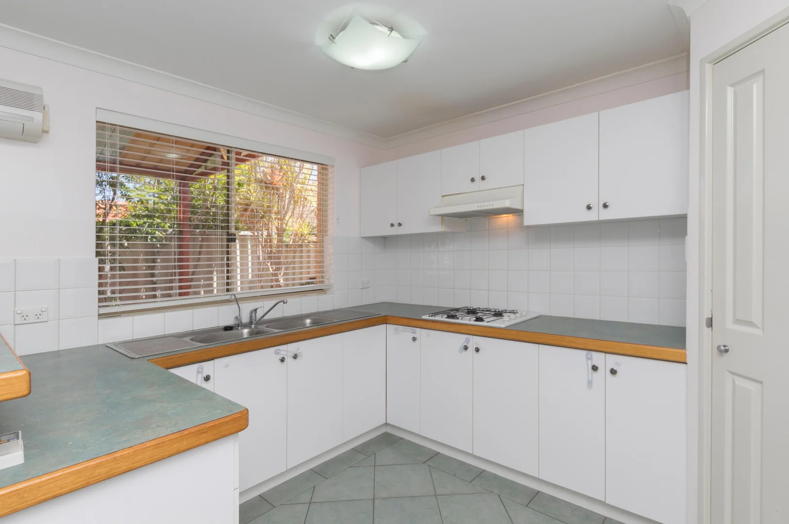 Additional image 3 of 3/42 Raymond Street, Yokine WA 6060