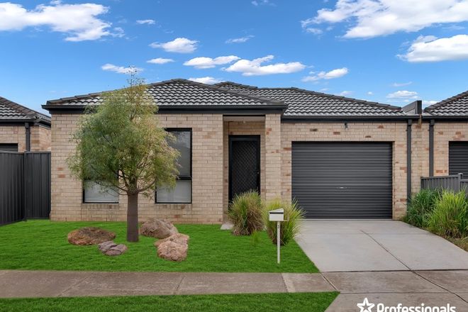 1980 Real Estate Properties For Sale In Melton Vic 3337 Domain