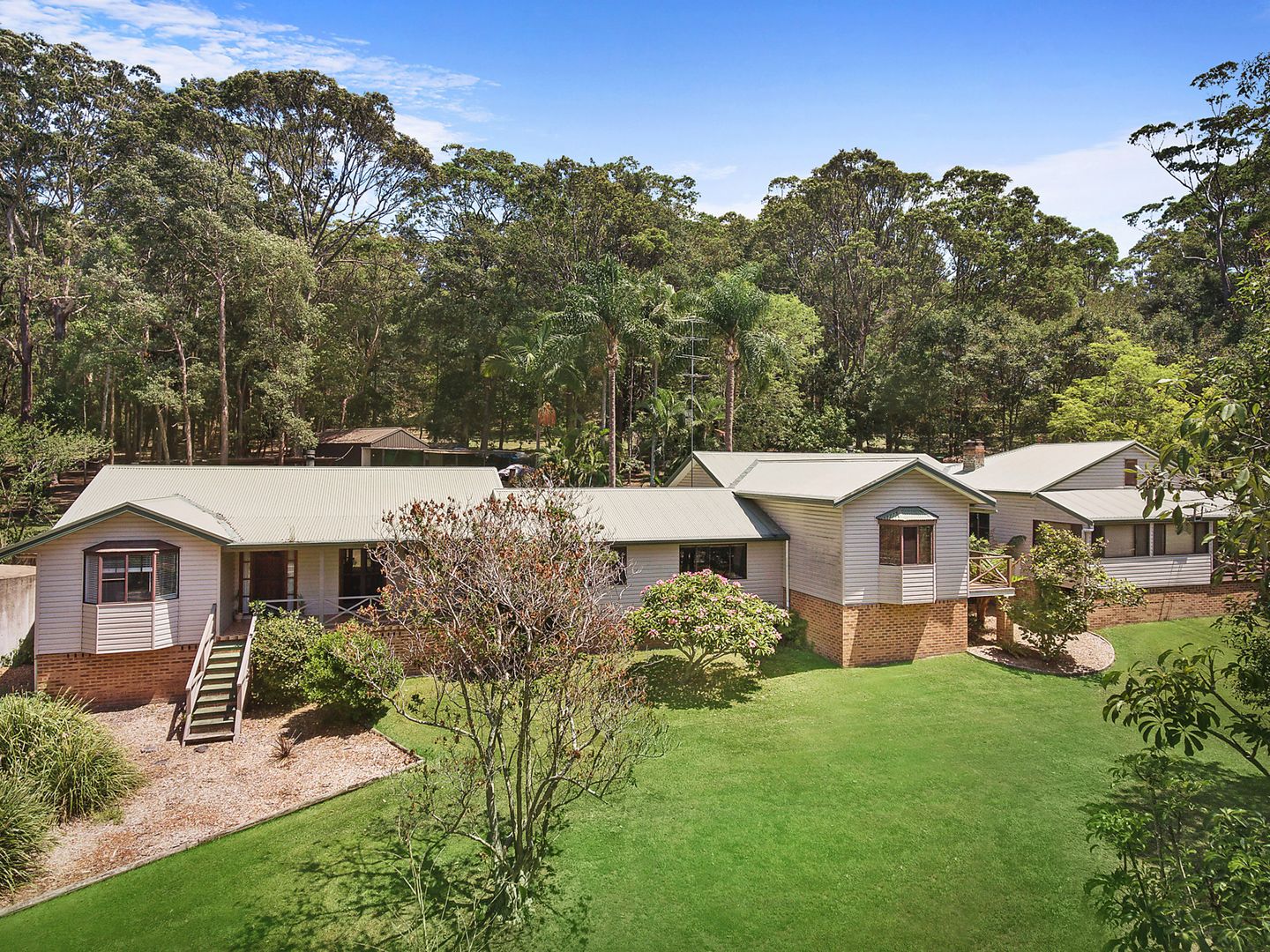 319 Tumbi Road, Wamberal NSW 2260