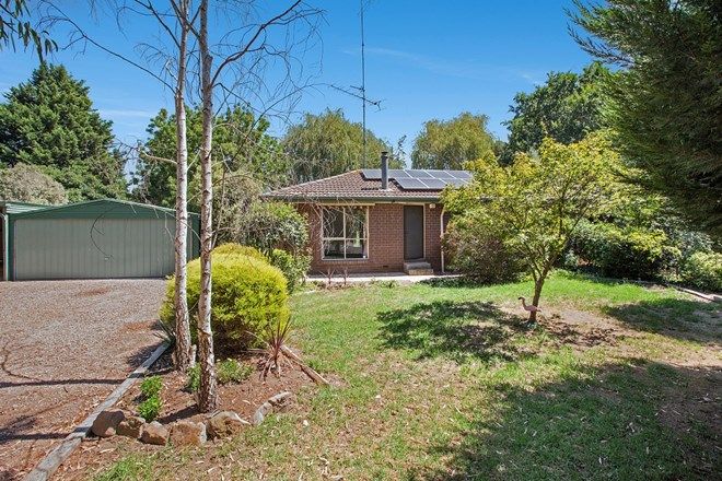 Picture of 6 Robert Court, WATERFORD PARK VIC 3658