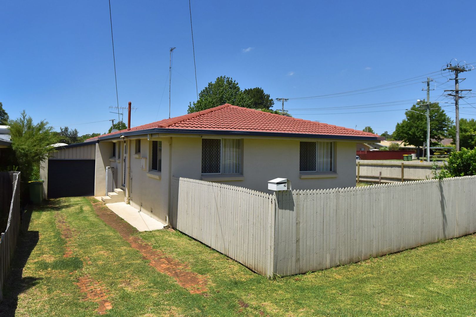 82 Debra Street, Centenary Heights QLD 4350, Image 1