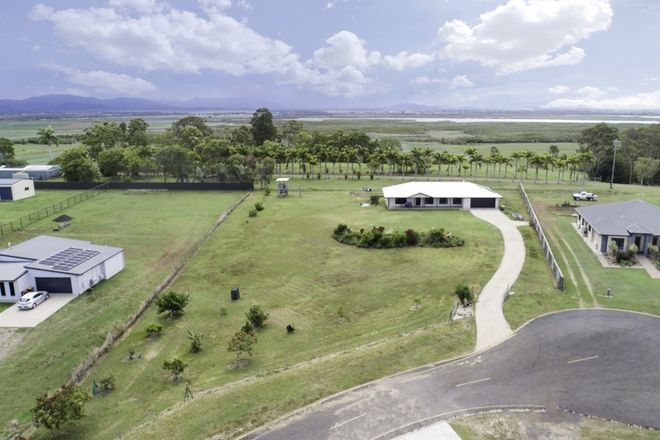 Picture of 5 Sugarland Court, ALLIGATOR CREEK QLD 4740