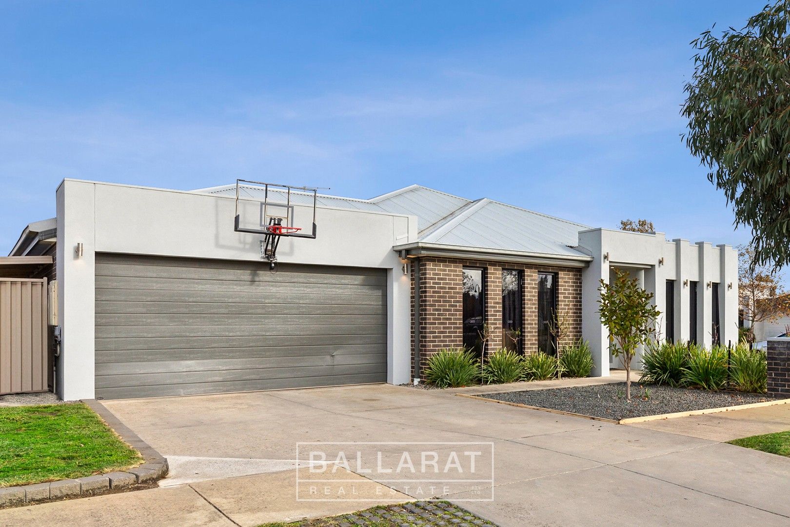 2 Oberon Street, Alfredton VIC 3350