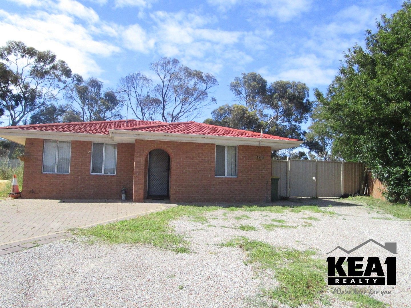 3 bedrooms House in 11 Hove Court FORRESTFIELD WA, 6058