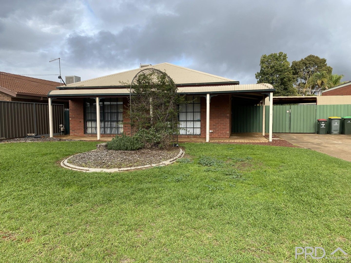 3 bedrooms House in 2 Noyce Court MILDURA VIC, 3500