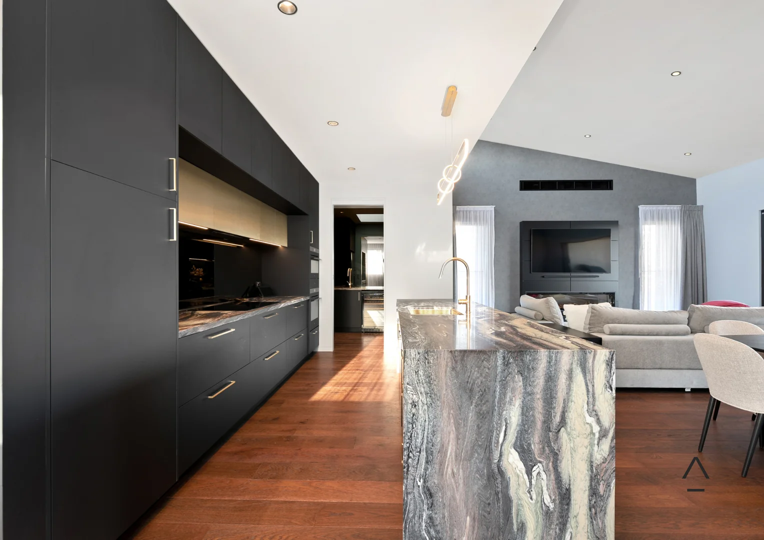 Additional image 2 of 1/98 Marks Point Rd, Marks Point NSW 2280