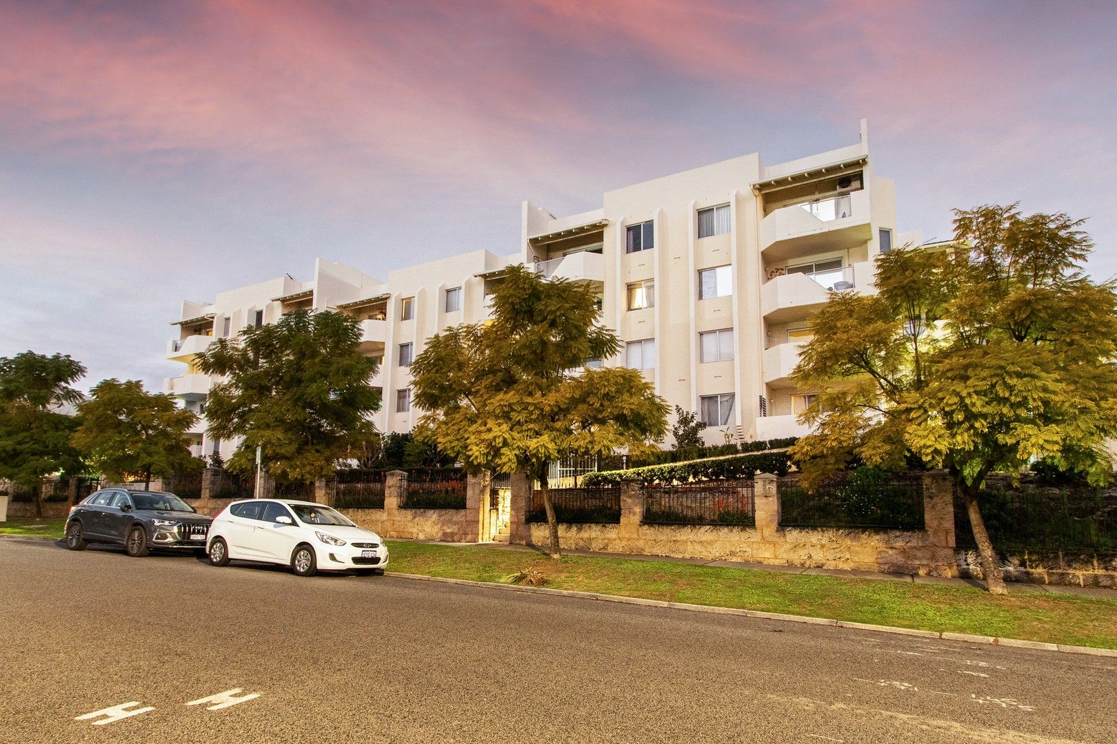 2 bedrooms Apartment / Unit / Flat in 1/12 McMaster Street VICTORIA PARK WA, 6100