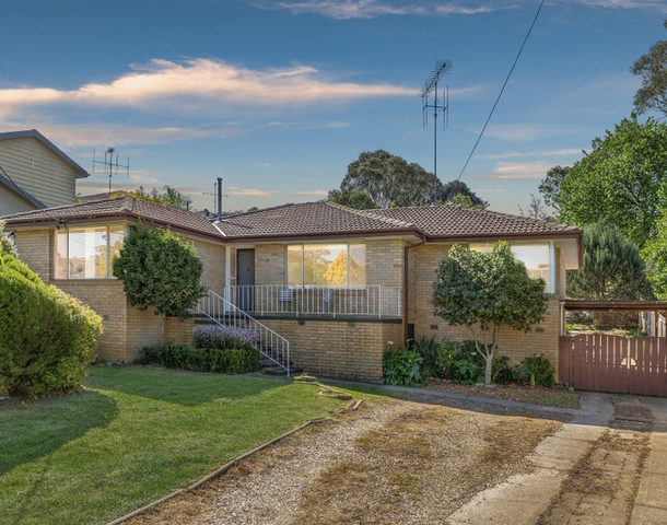 39 Early Street, Crestwood NSW 2620