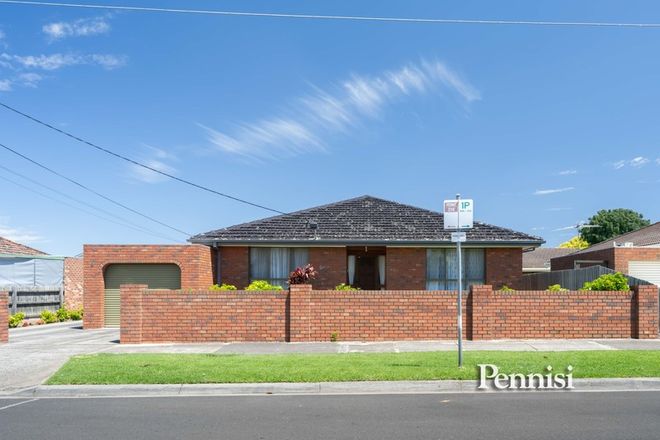 Picture of 1/9 Graves Street, ESSENDON VIC 3040