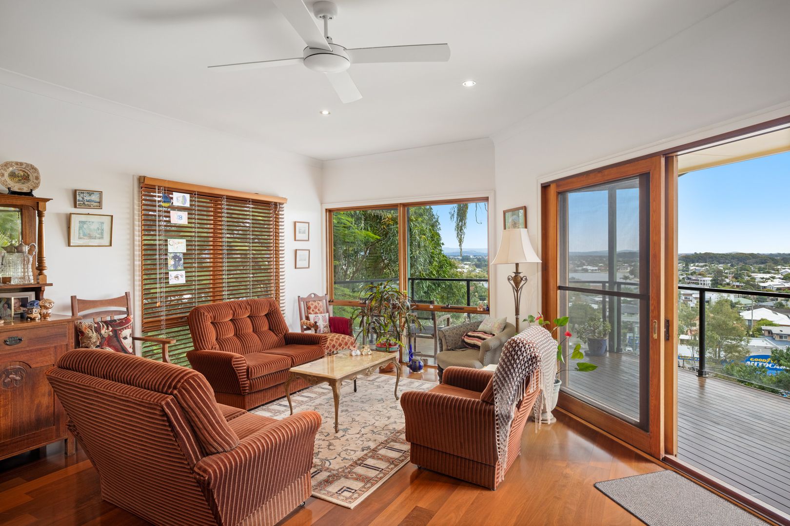 85 Hill Avenue, Burleigh Heads QLD 4220, Image 2