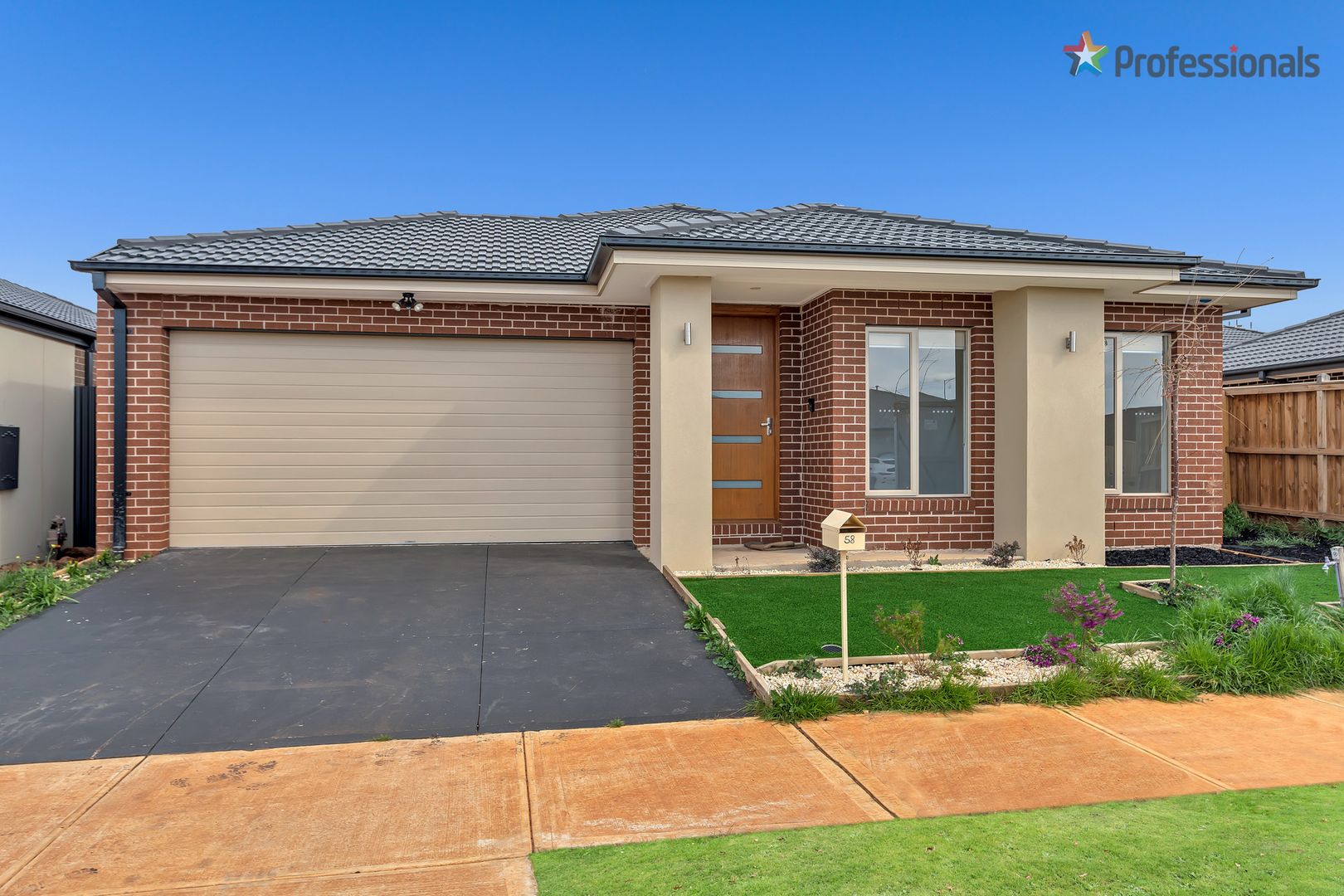 58 Bromley Circuit, Thornhill Park VIC 3335