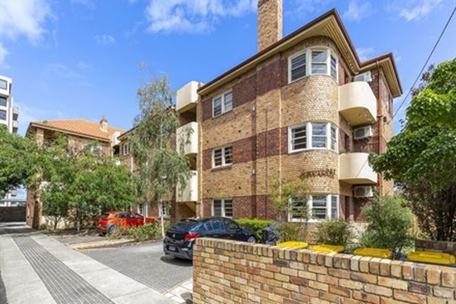 Picture of 2/83 Park Street, ST KILDA WEST VIC 3182