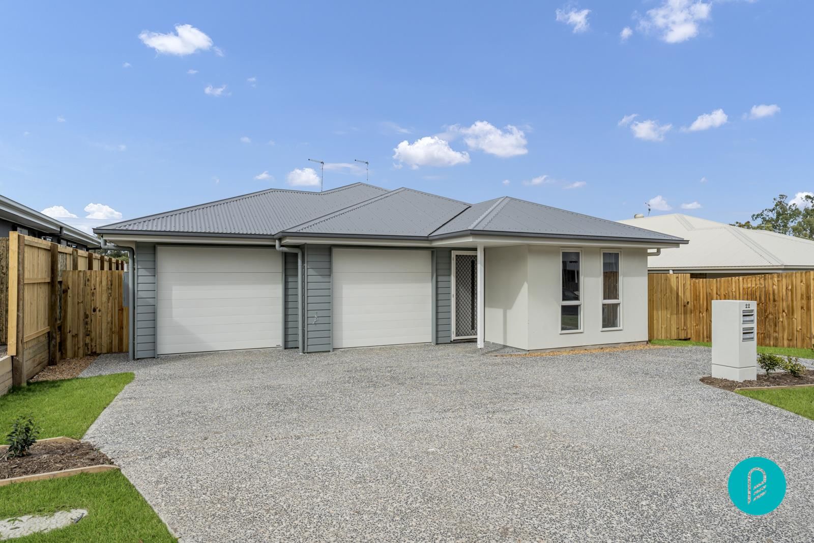 2 bedrooms House in 2/22 Kestrel Street PARK RIDGE QLD, 4125