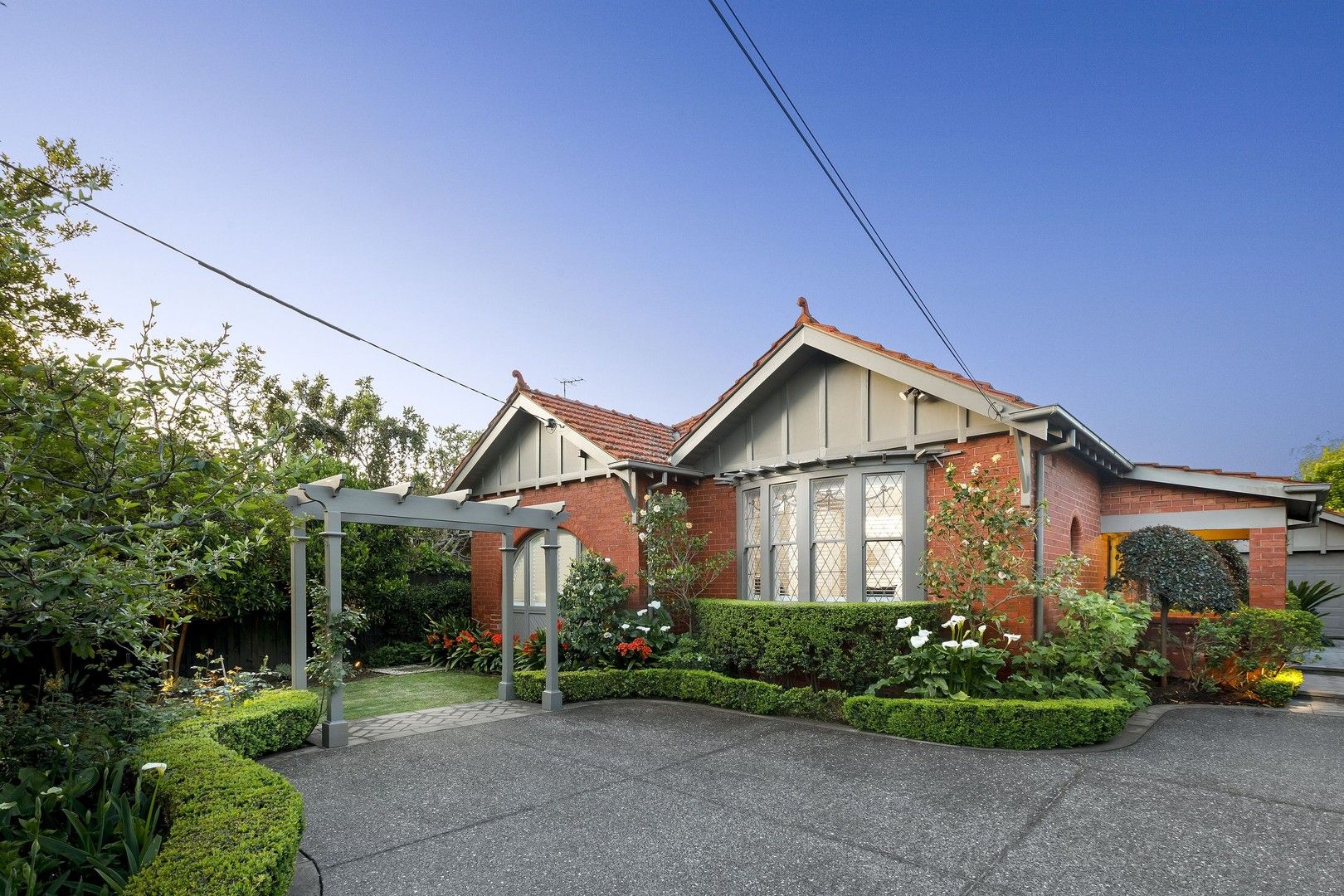 4 bedrooms House in 54 Elster Avenue ELSTERNWICK VIC, 3185