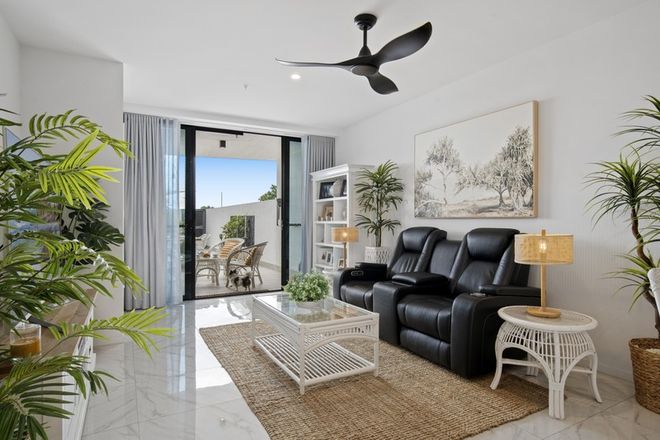 Picture of 4105/5 Harbourside Court, BIGGERA WATERS QLD 4216
