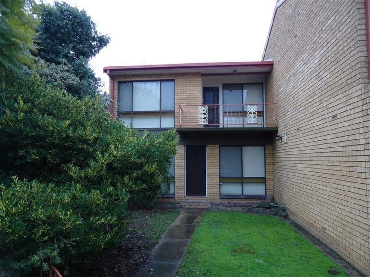 3 bedrooms Apartment / Unit / Flat in 2/4-6 Thorne Street WAGGA WAGGA NSW, 2650
