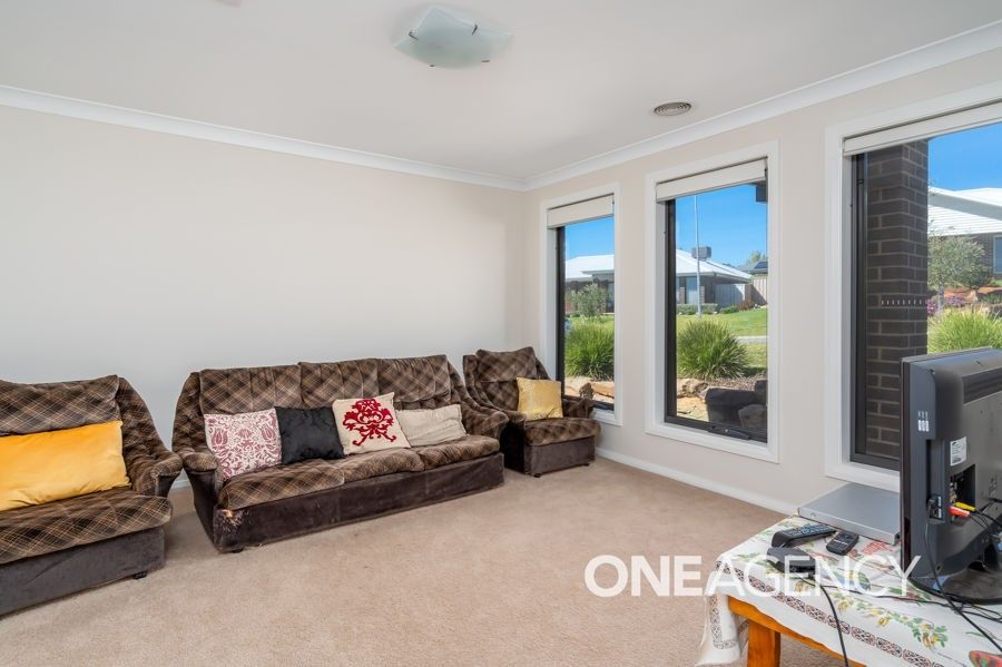 10 GLANDORE STREET, Bourkelands NSW 2650, Image 1