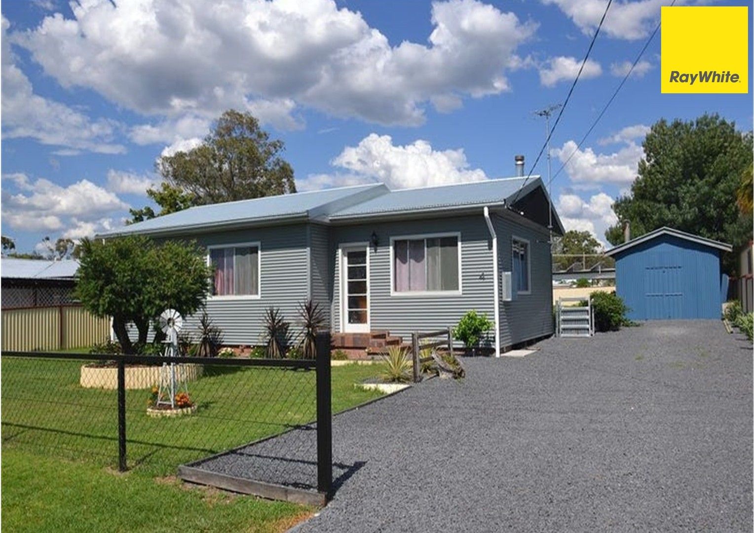 3 bedrooms House in 4 Church Street GILGAI NSW, 2360