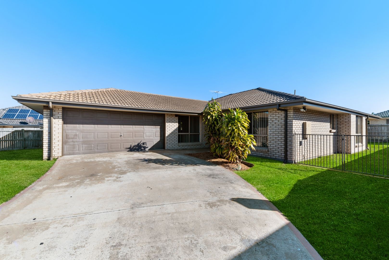 9 Otter Court Rothwell Property History Address Research Domain