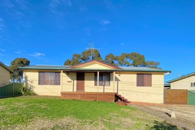 Picture of 69 Medlyn Street, PARKES NSW 2870