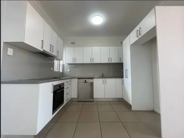 Additional image 3 of 1/112 Norton Street, Leichhardt NSW 2040