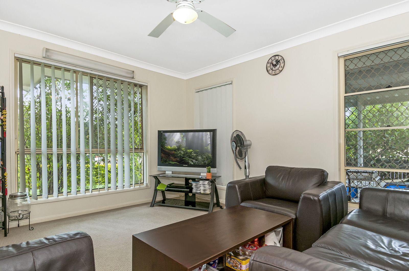 8 Lifestyle Close, Waterford West QLD 4133, Image 2