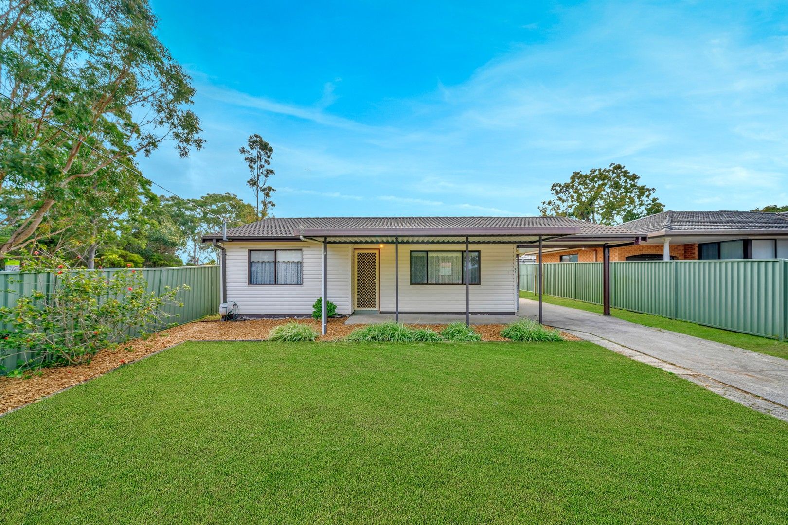 31 Craigie Avenue, Kanwal NSW 2259, Image 0