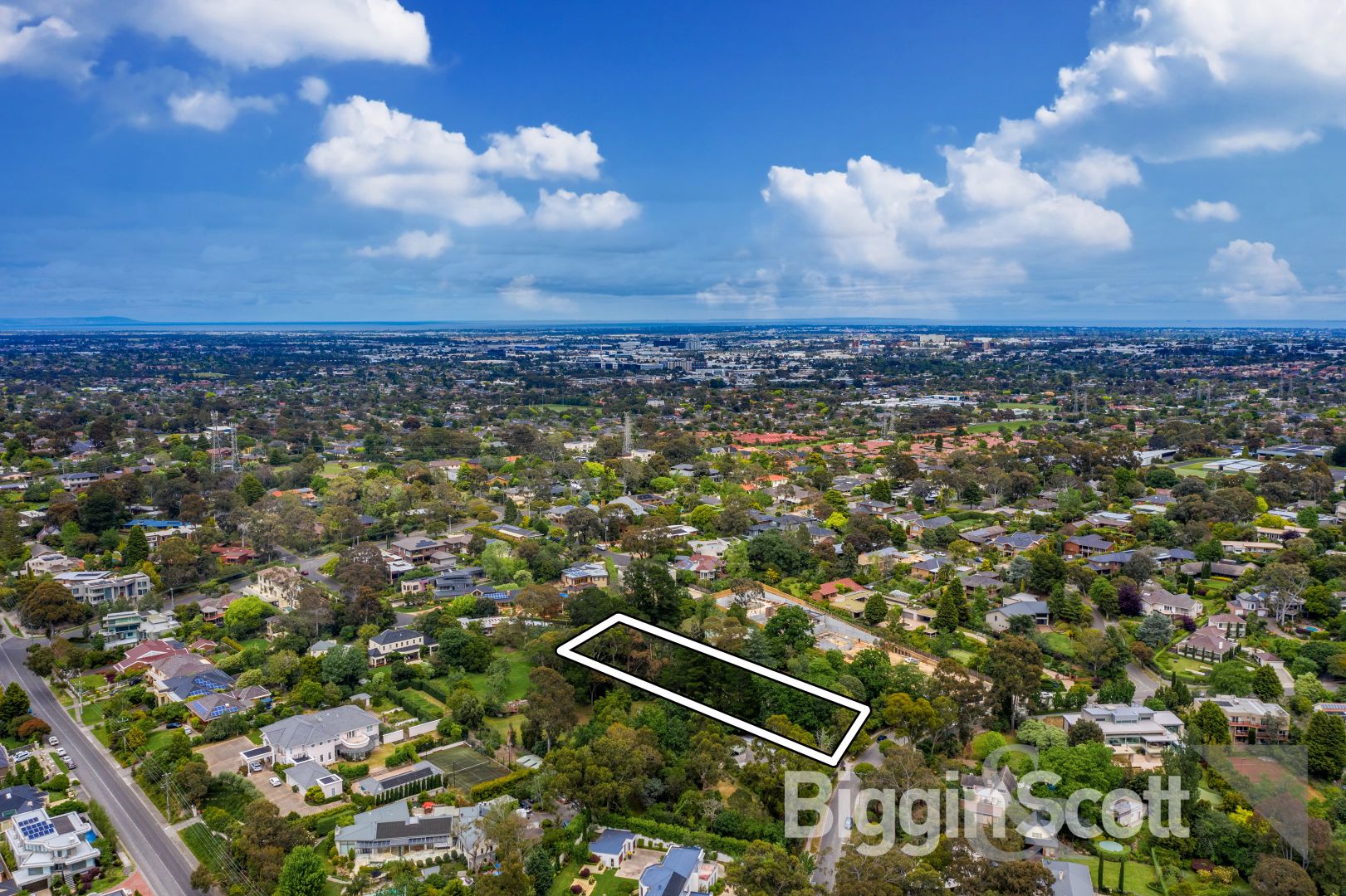 20 Pleasant View Crescent, Wheelers Hill VIC 3150, Image 2