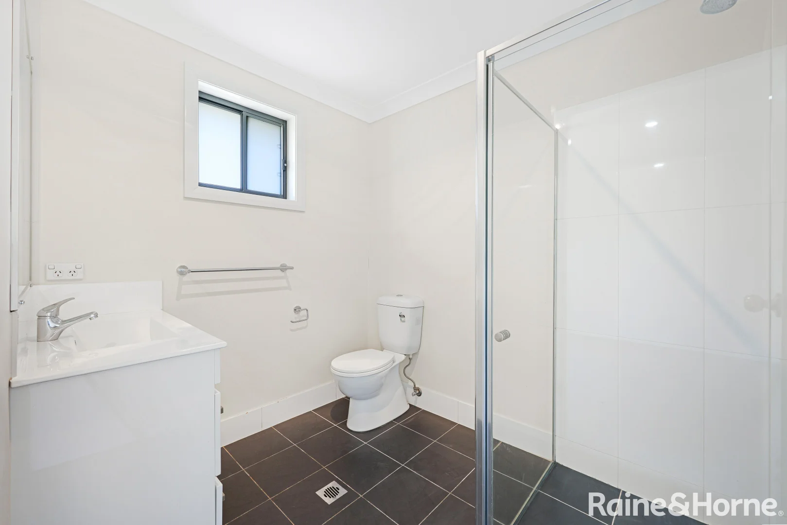 Additional image 8 of 5 Kenny Drive, Tamworth NSW 2340
