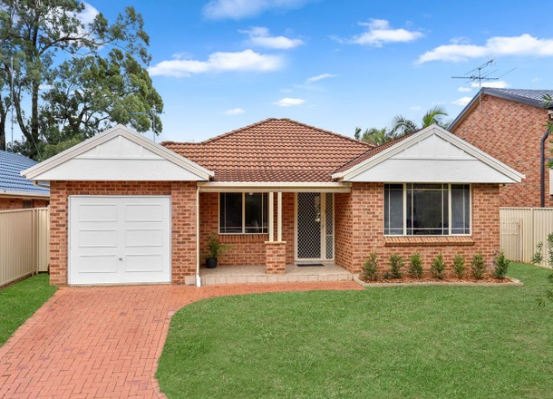 24 Alamar Crescent, Quakers Hill NSW 2763